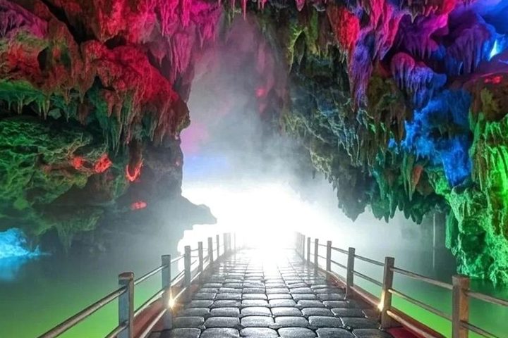 Tour Trung Quốc — Ân Thi, Phượng Hoàng Cổ Trấn, Miêu Trại, Trương Gia Giới — ảnh 5