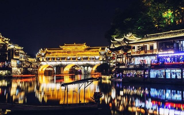 Tour Trung Quốc — Ân Thi, Trương Gia Giới, Phượng Hoàng Cổ Trấn, Bay  Vietjet air  Siêu tiết kiệm — ảnh 5