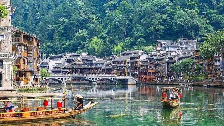 Tour Trung Quốc — Trường Sa, Phượng Hoàng Cố Trấn, Miêu Trại Mặc Nhung, Trương Gia Giới, Thiên Môn Sơn — ảnh 6