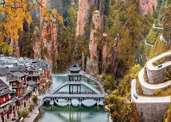 Tour Trung Quốc — Ân Thi, Phượng Hoàng Cổ Trấn, Trương Gia Giới — ảnh 2
