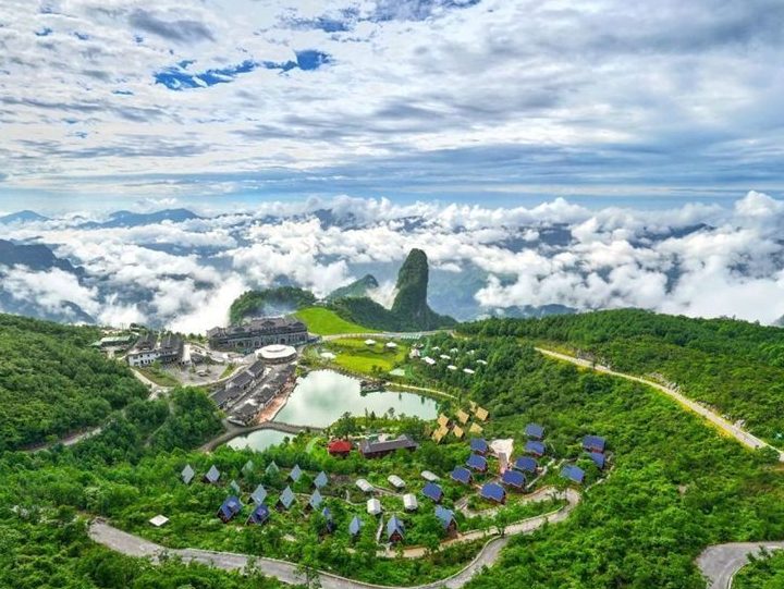 Phượng Hoàng Cổ Trấn · Trương Gia Giới
