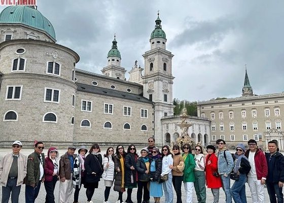 Tour Châu Âu — Đức, Áo, Hungary, Slovakia, Séc — ảnh 5