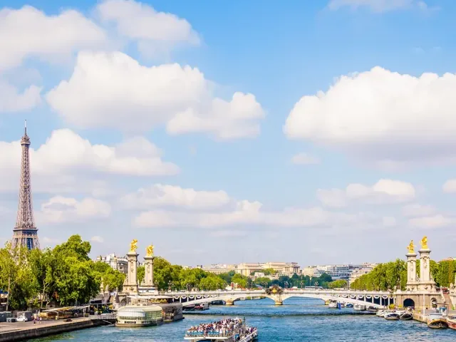 Tour Châu Âu — Milan, Versailles, Zurich, Lucerne, Bern, Geneva, Interlaken, Núi Titlis, Paris — ảnh 2
