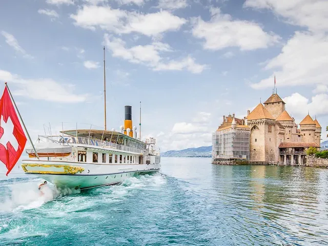 Tour Châu Âu — Milan, Versailles, Zurich, Lucerne, Bern, Geneva, Interlaken, Núi Titlis, Paris — ảnh 4