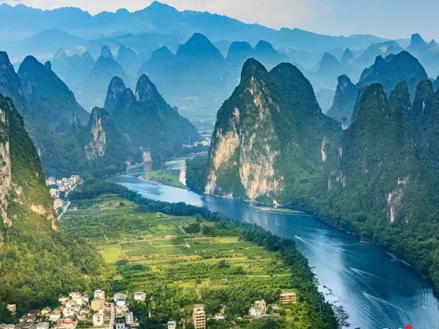 Tour Trung Quốc — Quế Lâm, Trung Quốc — ảnh 1