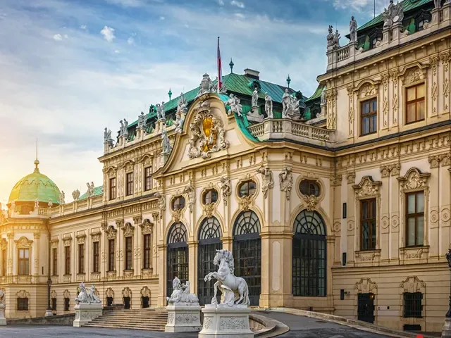 Tour Châu Âu — Áo, Séc, Slovakia, Hungary, Ba Lan — ảnh 6