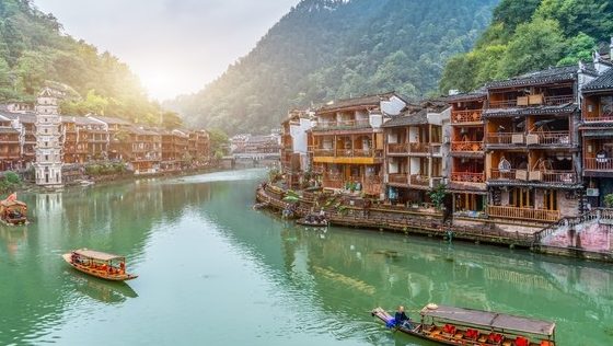Trường Sa · Phượng Hoàng Cố Trấn · Miêu Trại Mặc Nhung · Trương Gia Giới · Thiên Môn Sơn
