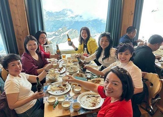 Tour Châu Âu — Pháp, Bỉ, Hà Lan, Đức — ảnh 3