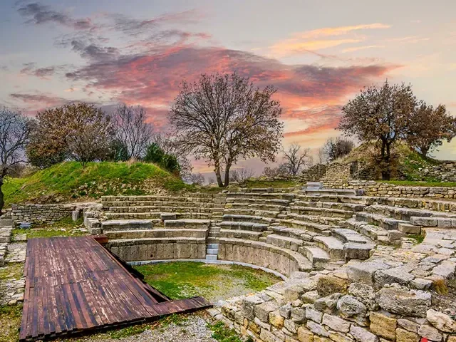 Tour Thổ Nhĩ Kỳ — Istanbul, Canakkale, Troy, Kusadasi, Ephesus, Pamukkale, Konya, Cappadocia — ảnh 2